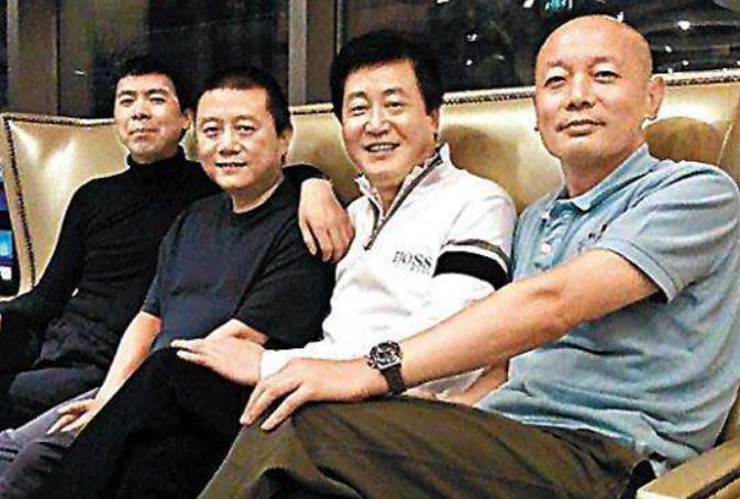 王朔才真正是大院子弟的老大,姜文比不上,冯