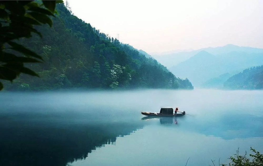 《山居隐》待你江湖厌倦,随我归隐山下