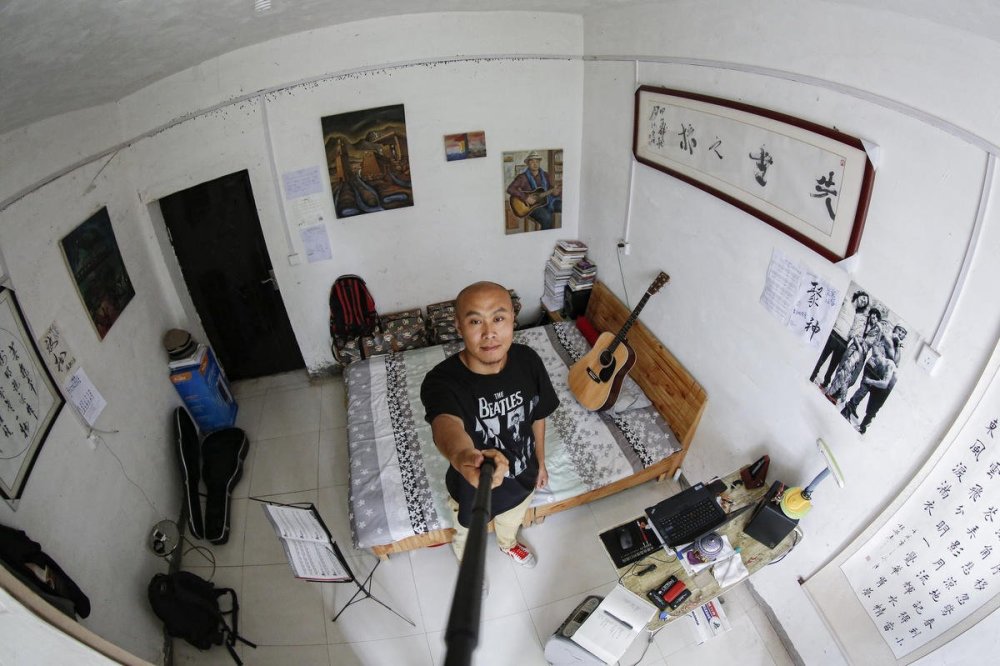 郑州蜗居客的自拍生活_学生时代房产
