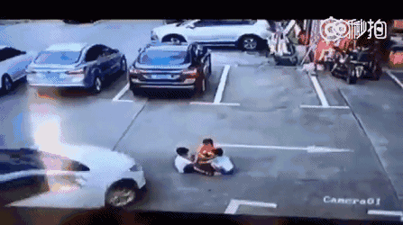 交通安全光说不行,请全体师生家长看看这些真实场面