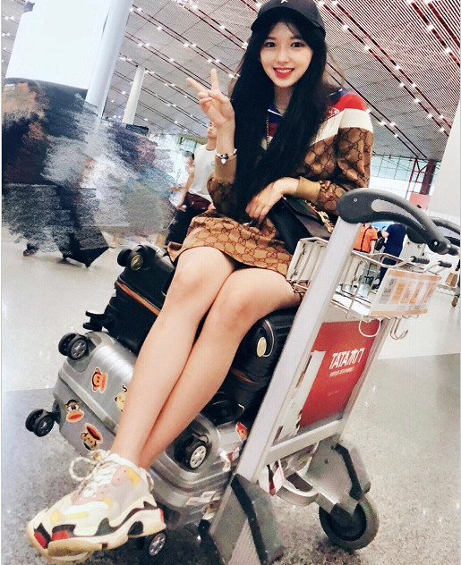 程潇,紧身,小编,八卦,机场
