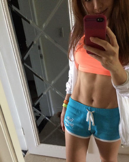 《15个》张婷媗爆红 45岁<em>练就马甲线</em>_<em>学生</em>时