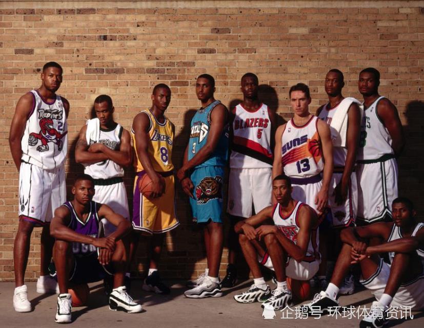 NBA球星比赛完,球衣都是谁洗?看完感慨,真讲