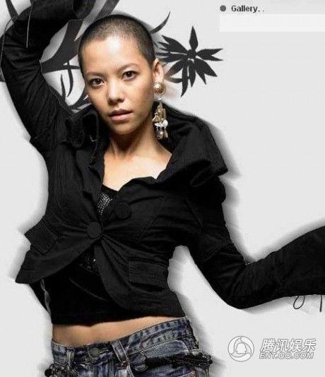 张惠妹亲妹旧照曝光 曾经也很窈窕_学生时代娱