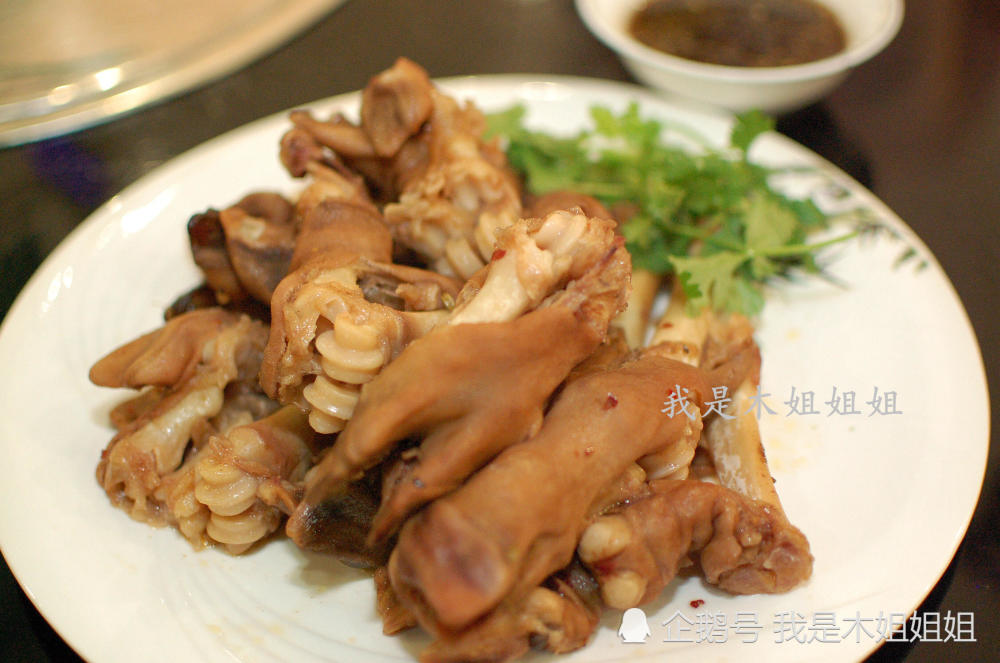 陕北人吃羊肉硬到害怕,一桌全羊宴一千多,吃到