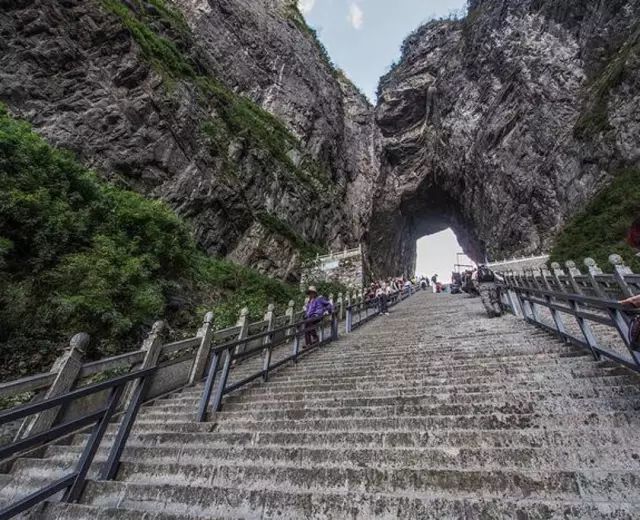 张家界国家森林公园,天门山,索道,栈道,黄石寨,袁家界