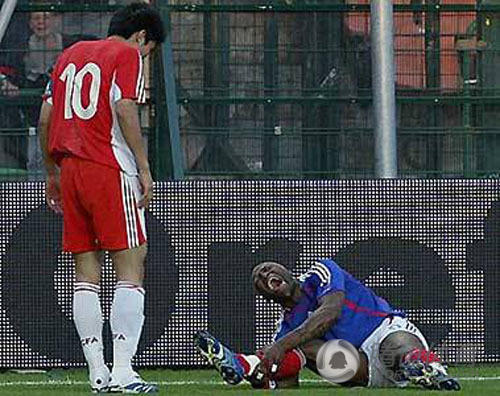 力男:吕刚踢爆眼球 柯钊踹马五爷_学生时代体