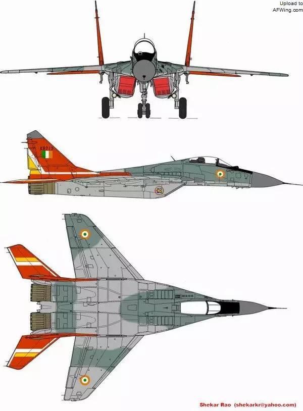 上为苏-27三视图,下为米格-29三视图