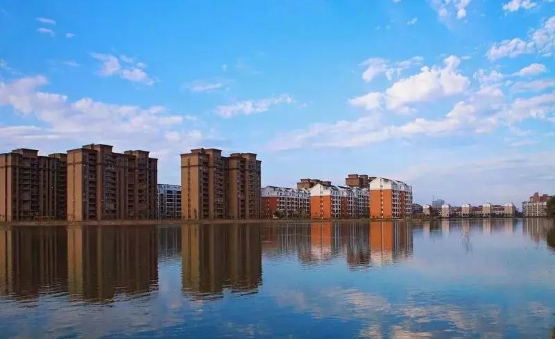 冰火两重天!这些片区新房价格不断创新,二手房