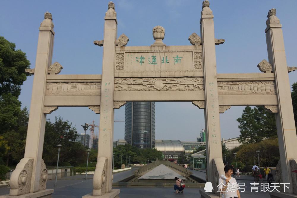 游走在余杭京杭大运河畔