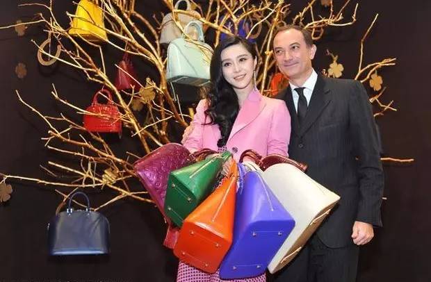 年賺過億！深扒范冰冰是如何變成30億范爺?shù)? style=