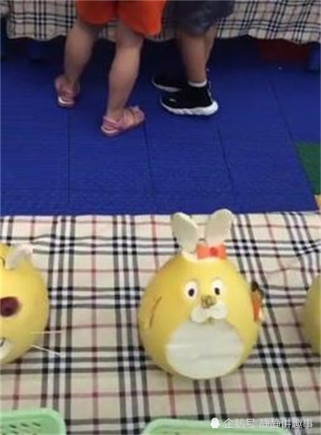 幼儿园作业"柚子大赛"家长各显神通 网友:划重点以后也要考