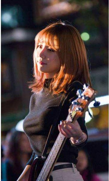 抖音唱歌最好听的网红,摩登兄弟听完都自愧不