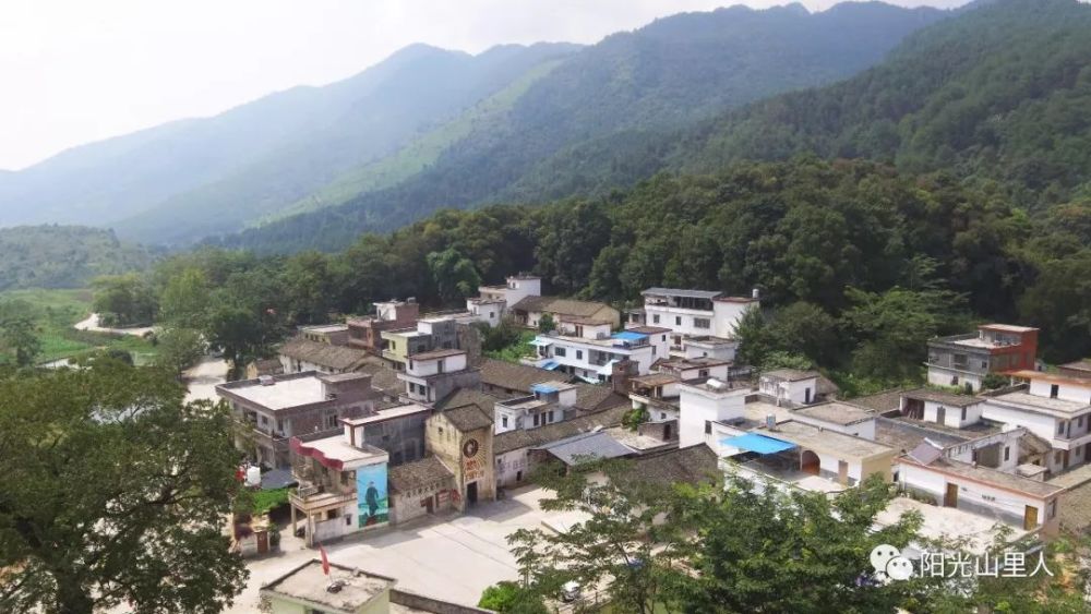 阳山小江牛大力景区,雷公岩村中秋节小长假第一天迎来