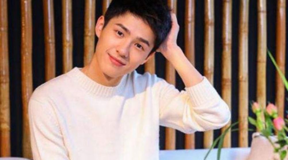 扒黍说:唐嫣学杨幂捧人?杨超越看不上王思聪?