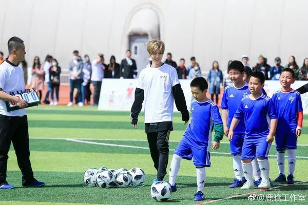 当偶像鹿晗与李毅大帝再次相遇,会擦出怎样的