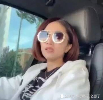 牌牌琦原来是从小帅到大的,牌妈年轻貌美颜值