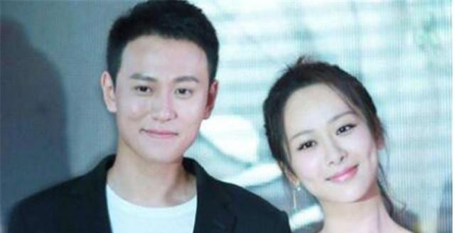 杨紫与张雪迎穿同款卫衣,两人气质完全不同,她