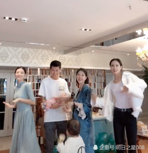 熬过了隔壁泰山,熬过了珍妮珍妮,抱着娃都没能