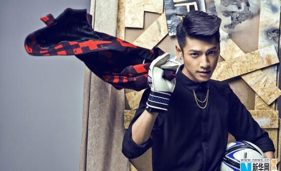 罗云熙影响力堪比鹿晗吴亦凡 拥有最牛工作室