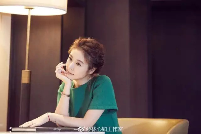 林心如工作室晒美照美回少女 网友 辛苦健身的成效 看点快报