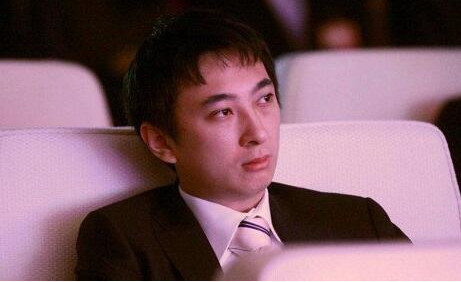 王思聪不敢招惹 向华强都要正视的人物 他是谁