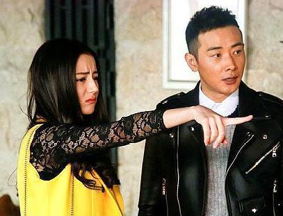 迪丽热巴心机重?何炅微博取关迪丽热巴