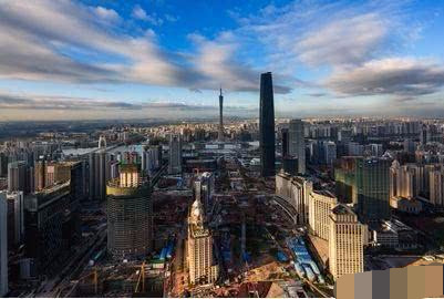 大城市比如深圳、广州等地区外来人口逐渐减少