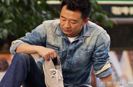 黄海波周立波吴秀波,压不住一波又一波,网友:黄