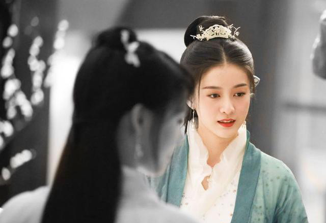 罗云熙新剧比润玉还悲情,看到女主后网友表示