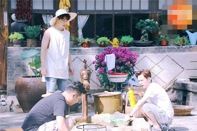 《向往的生活》片酬曝光!第一当之无愧,还有0