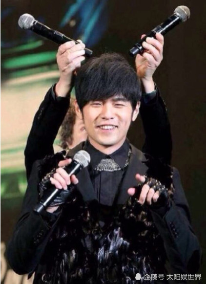 周杰伦荣获金曲奖的一首歌,被韩国人改编翻拍