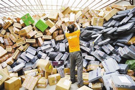 十一大战前圆通快递宣布涨价,网友:快递员是否