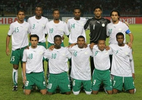 十几斤的大龙虾就这样吃了,反而赚到更多的钱