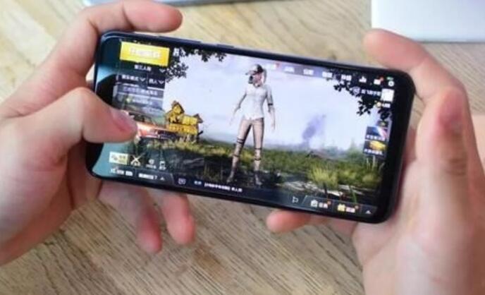 盘点4款低价高配手机,玩游戏比苹果还顺畅,最