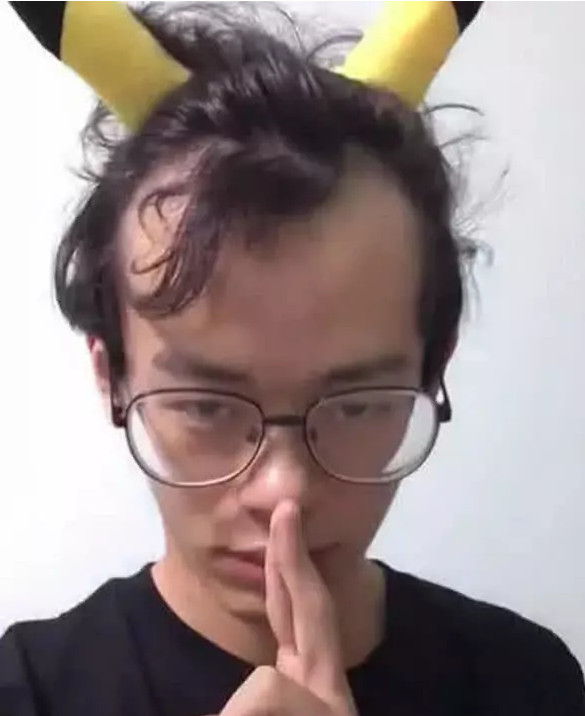抖音"小哥"爆红网络,一秒从油腻大叔变小鲜肉,网友:不