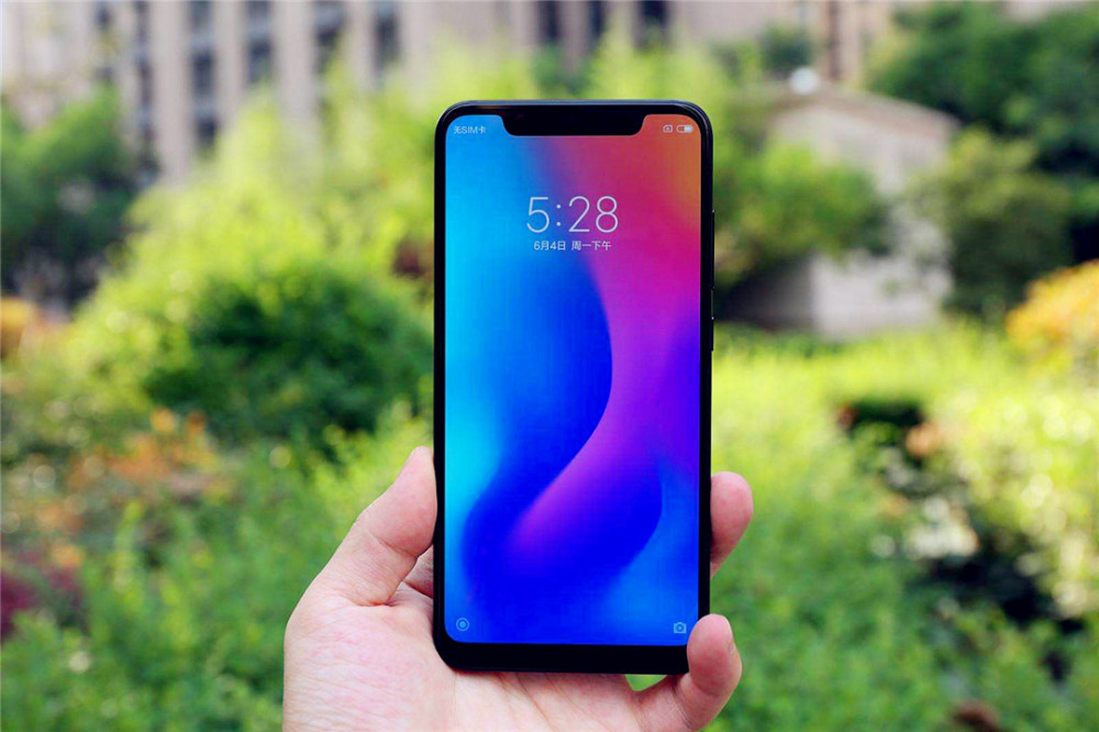 小米8一夜狂降新低价,适合出手,小米难道不赔