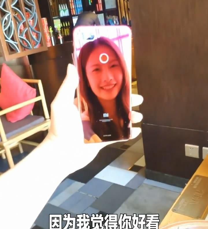 抖音网红小甜甜真实生活照曝光,模样神似芙蓉