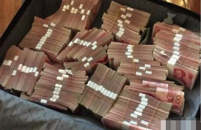 在银行存款100万元,能靠利息养活自己吗?