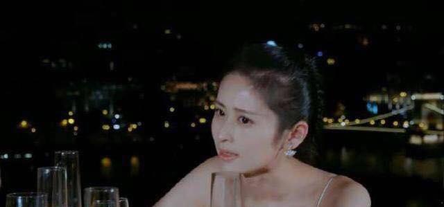 颖儿暗指生孩子耽误前程,谢娜10个字回怼,网