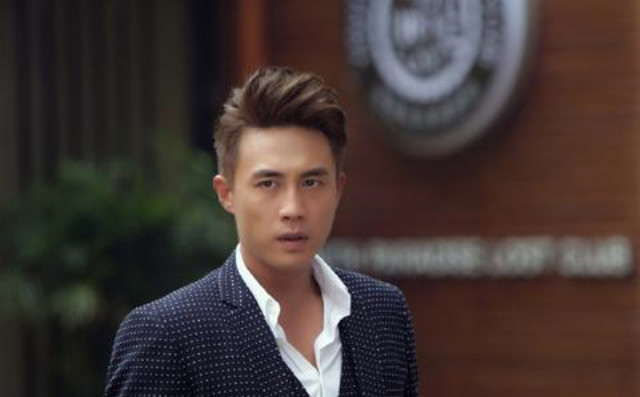 明星拍完戏回家:热巴被妈妈删了,而他妈妈门