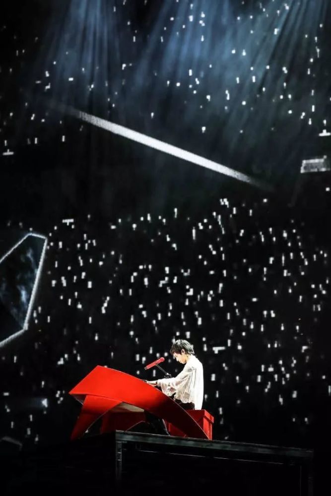 华晨宇五周年纪念