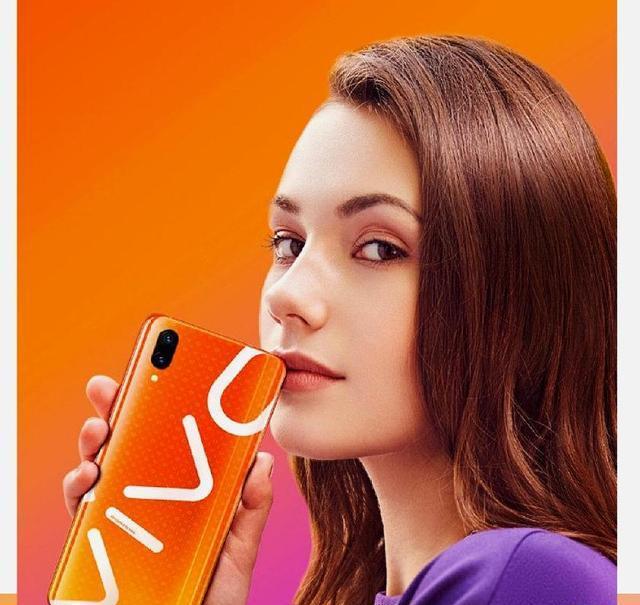 最新主流水滴屏设计,8+128G大内存+超大广角