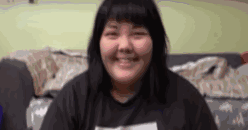 没有高颜值和优雅吃相,这个大口吃肉的吃播妹子,依然吸粉无数