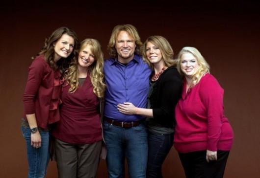 此国仍实行一夫多妻,娶一个老婆要坐牢,至今未