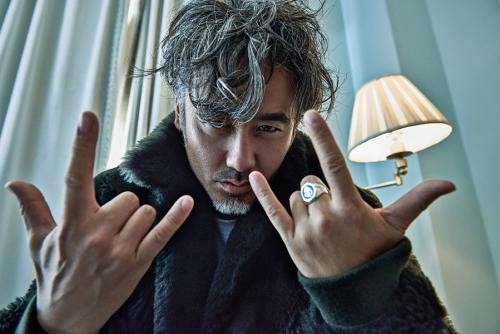 雅痞的背后是伪装,吴秀波背后的女人才是输得