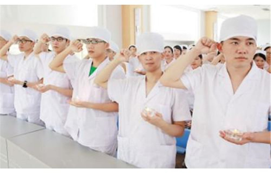 专科生真不如本科生?这3类专科生,没毕业就被