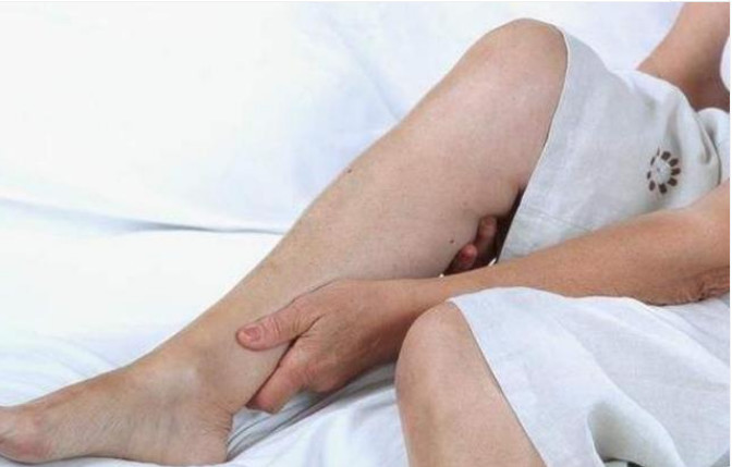经常性的小腿抽筋