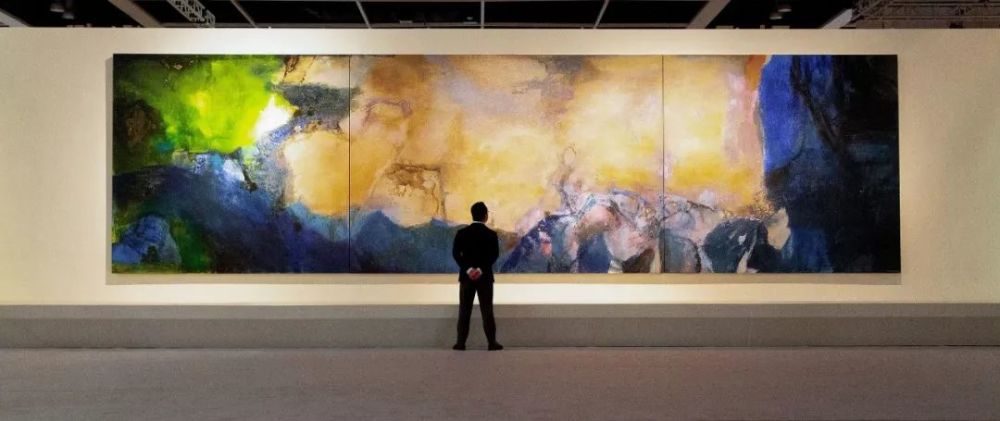 华裔画家"乱涂乱画"成名,一年卖画挣19.4亿,最贵一幅5