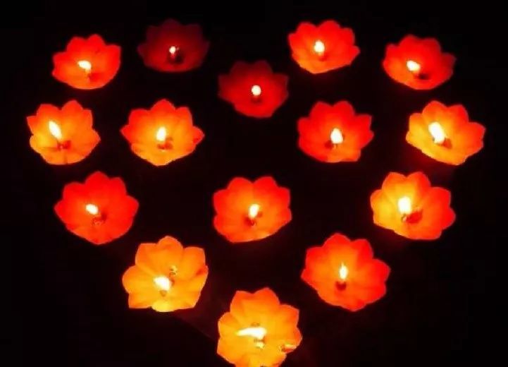 祈愿众生离苦得乐,心灯长明!